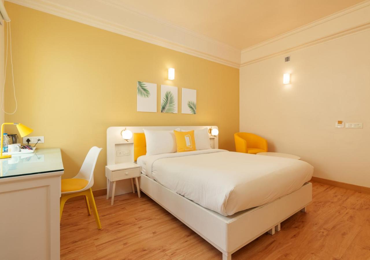 Bloom Boutique - Connaught Place Area 뉴델리 외부 사진
