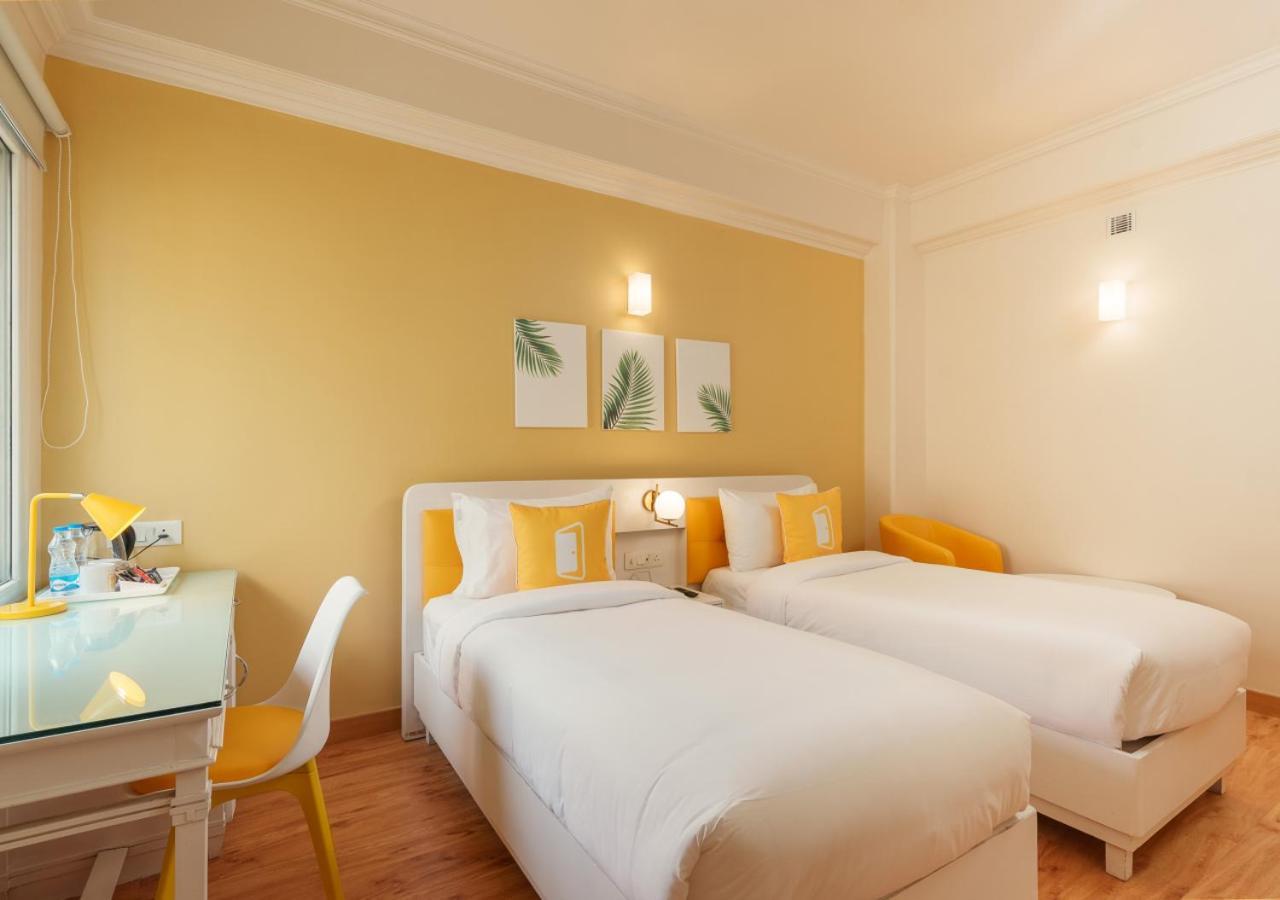 Bloom Boutique - Connaught Place Area 뉴델리 외부 사진